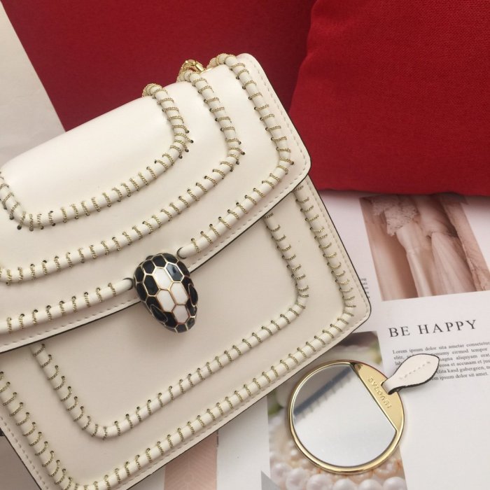 高品質 ブルガリバッグコピー 大人気2021新品 BVLGARI レディース ショルダーバッグ