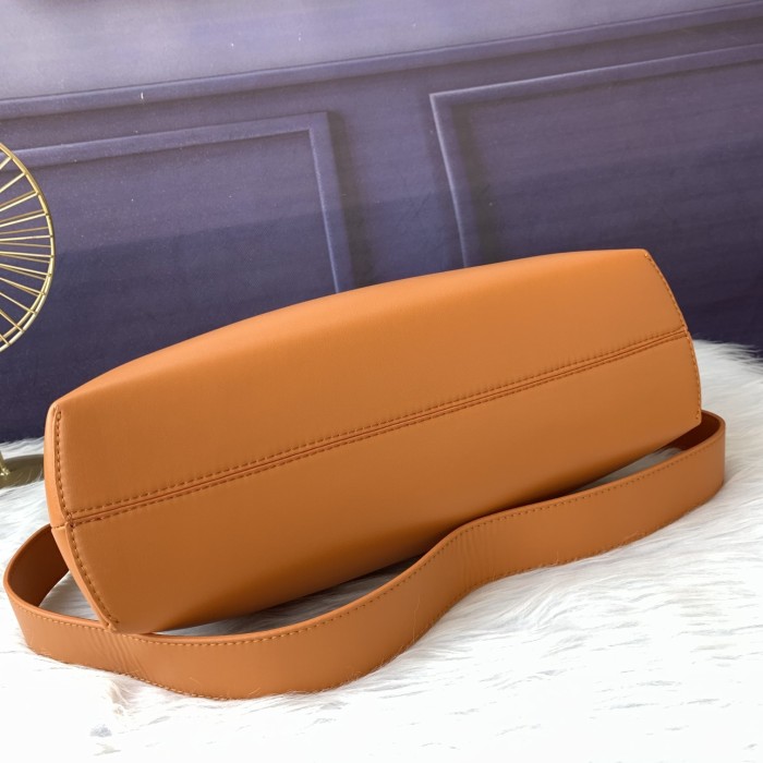 フェンディバッグコピー 2021新品注目度NO.1 FENDI レディース ショルダーバッグ