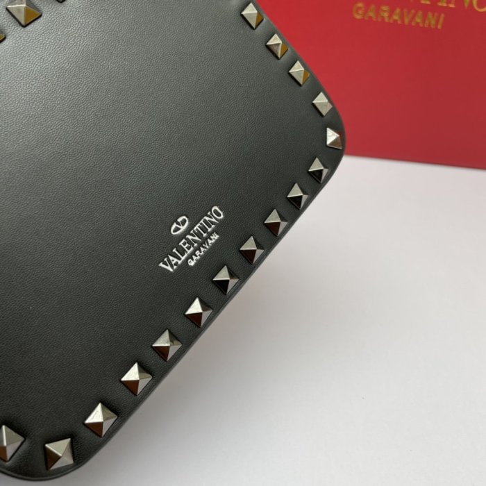 ヴァレンティノバッグコピー 定番人気2021新品 Valentino レディース ショルダーバッグ