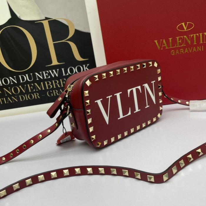 ヴァレンティノバッグコピー 定番人気2021新品 Valentino レディース ショルダーバッグ