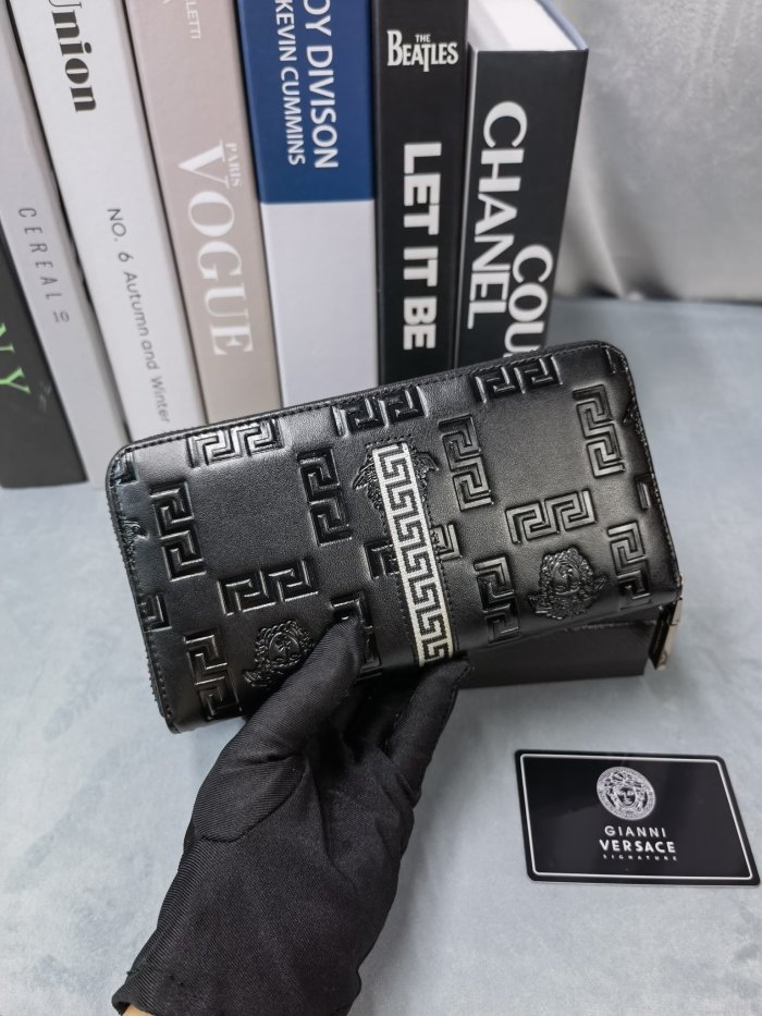 ヴェルサーチェ財布コピー 2021新品注目度NO.1  VERSACE メンズ 長財布