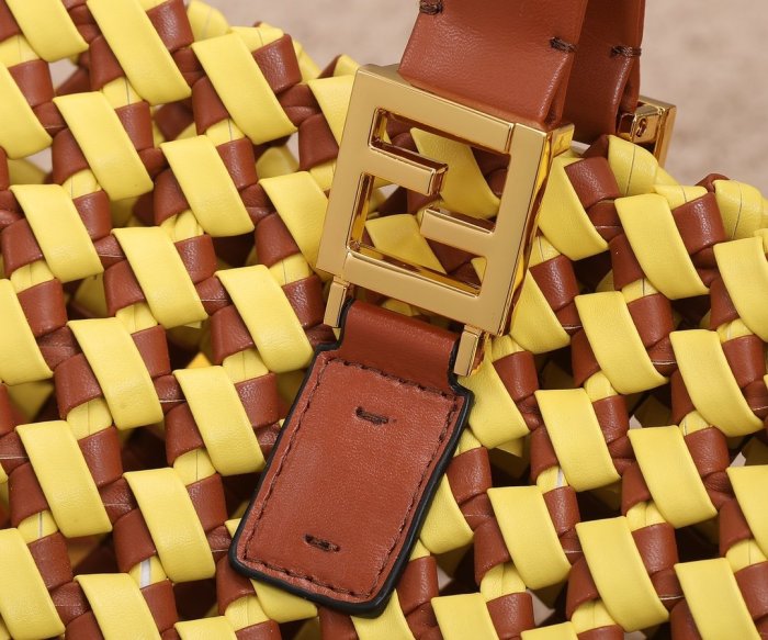 フェンディバッグコピー 大人気2022新品 FENDI レディース トートバッグ
