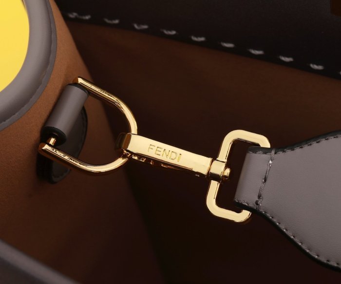 フェンディバッグコピー 2022新品注目度NO.1 FENDI レディース トートバッグ