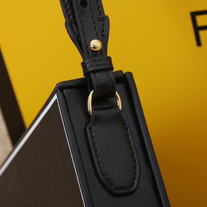 フェンディバッグコピー 大人気2022新品 FENDI レディース ショルダーバッグ