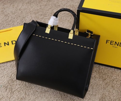 フェンディバッグコピー 2022新品注目度NO.1 FENDI レディース トートバッグ