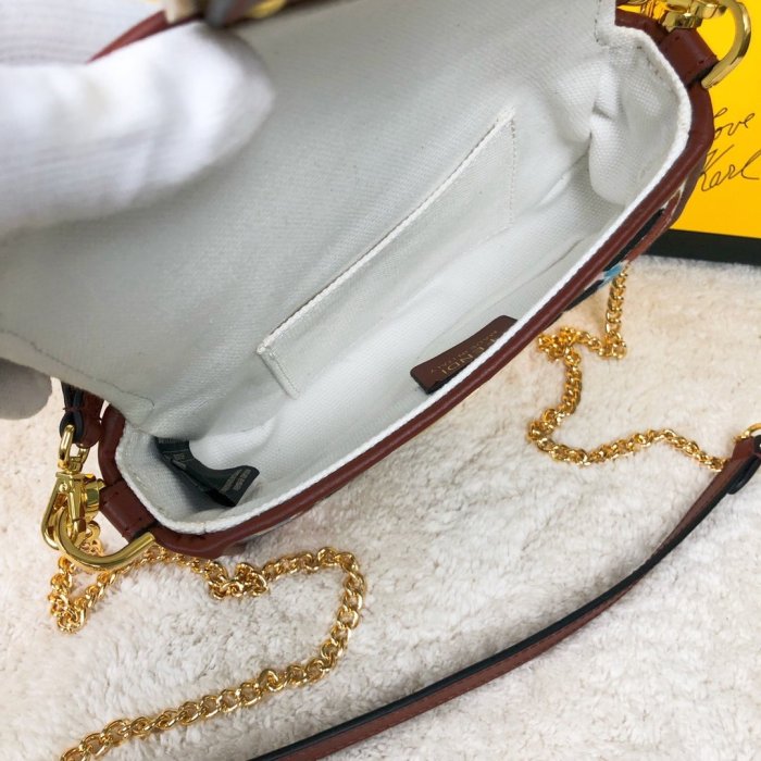 フェンディバッグコピー 定番人気2022新品 FENDI レディース ショルダーバッグ