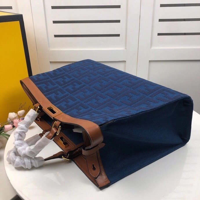 フェンディバッグコピー 2022新品注目度NO.1 FENDI レディース トートバッグ