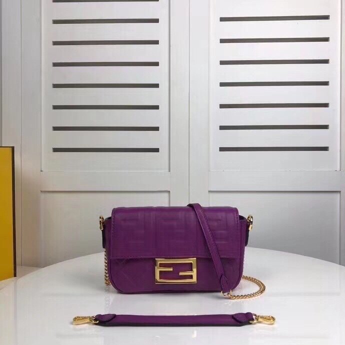 フェンディバッグコピー 大人気2022新品 FENDI レディース ショルダーバッグ