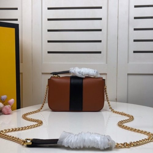 フェンディバッグコピー 2022新品注目度NO.1 FENDI レディース ショルダーバッグ