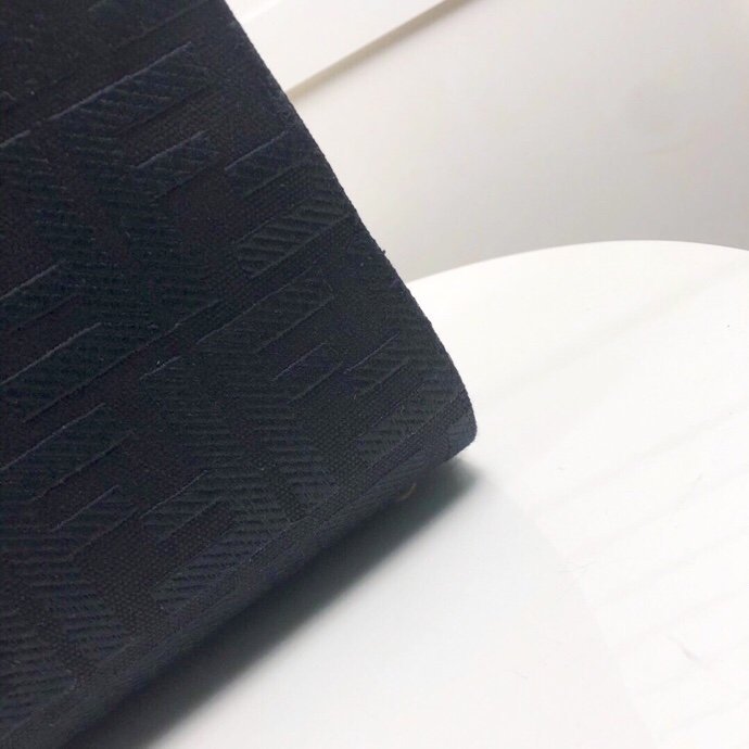 フェンディバッグコピー 2022新品注目度NO.1 FENDI レディース トートバッグ