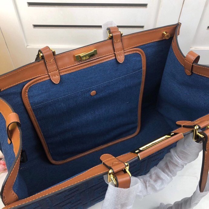 フェンディバッグコピー 2022新品注目度NO.1 FENDI レディース トートバッグ