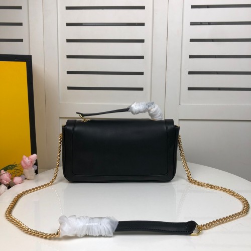 フェンディバッグコピー 定番人気2022新品 FENDI レディース ショルダーバッグ
