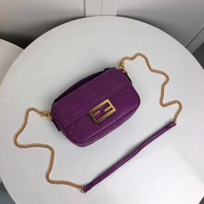 フェンディバッグコピー 大人気2022新品 FENDI レディース ショルダーバッグ