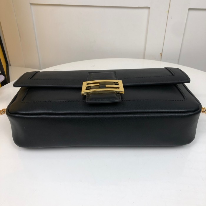 フェンディバッグコピー 定番人気2022新品 FENDI レディース ショルダーバッグ