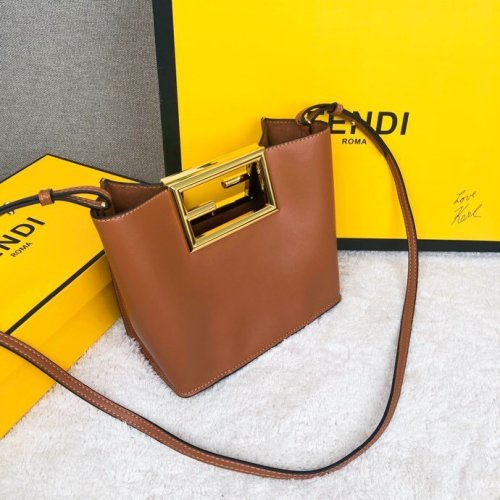 フェンディバッグコピー 大人気2022新品 FENDI レディース ショルダーバッグ