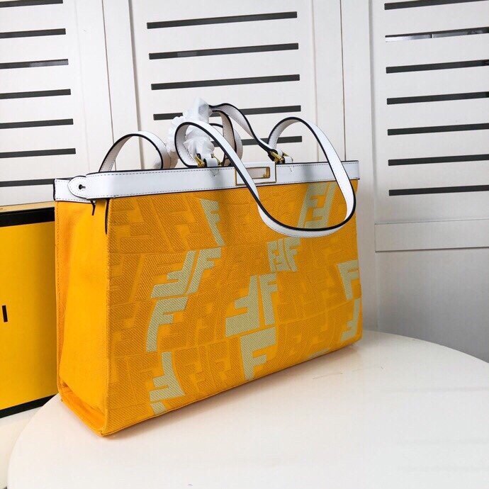フェンディバッグコピー 大人気2022新品 FENDI レディース トートバッグ