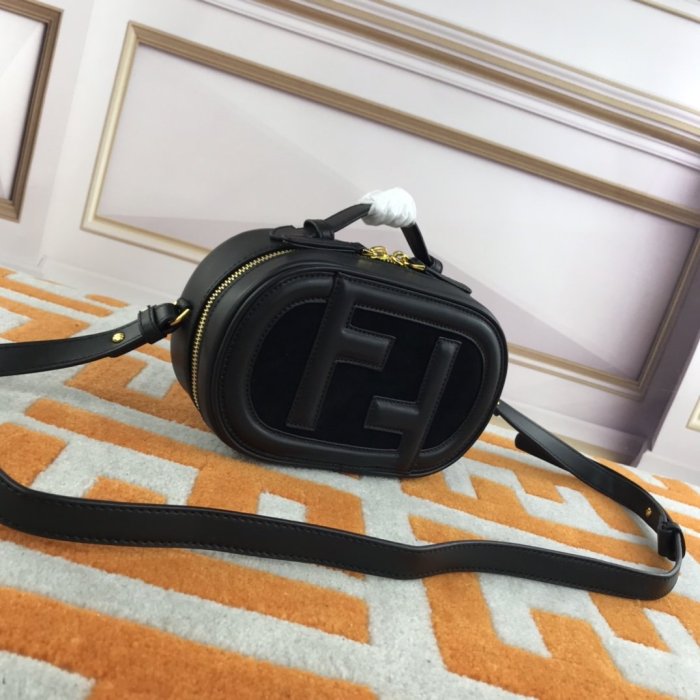 フェンディバッグコピー 2022新品注目度NO.1 FENDI レディース ショルダーバッグ