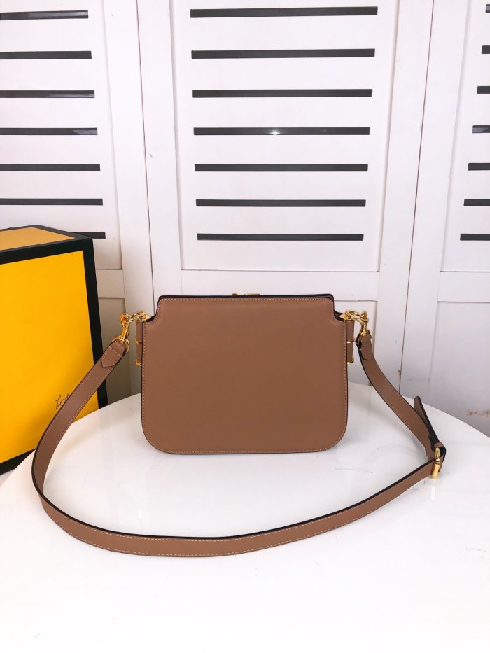 フェンディバッグコピー 大人気2022新品 FENDI レディース ショルダーバッグ