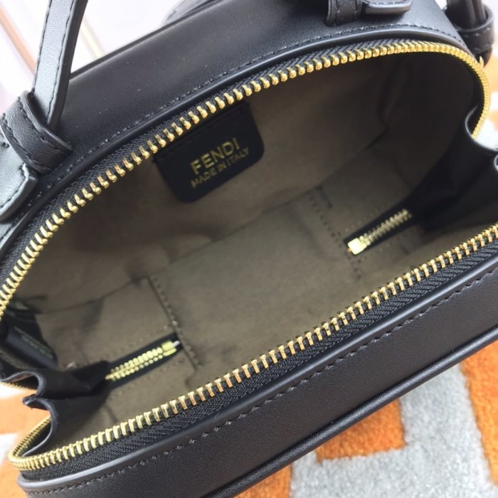 フェンディバッグコピー 2022新品注目度NO.1 FENDI レディース ショルダーバッグ