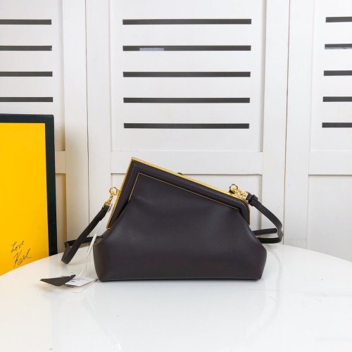 フェンディバッグコピー 大人気2022新品 FENDI レディース ショルダーバッグ