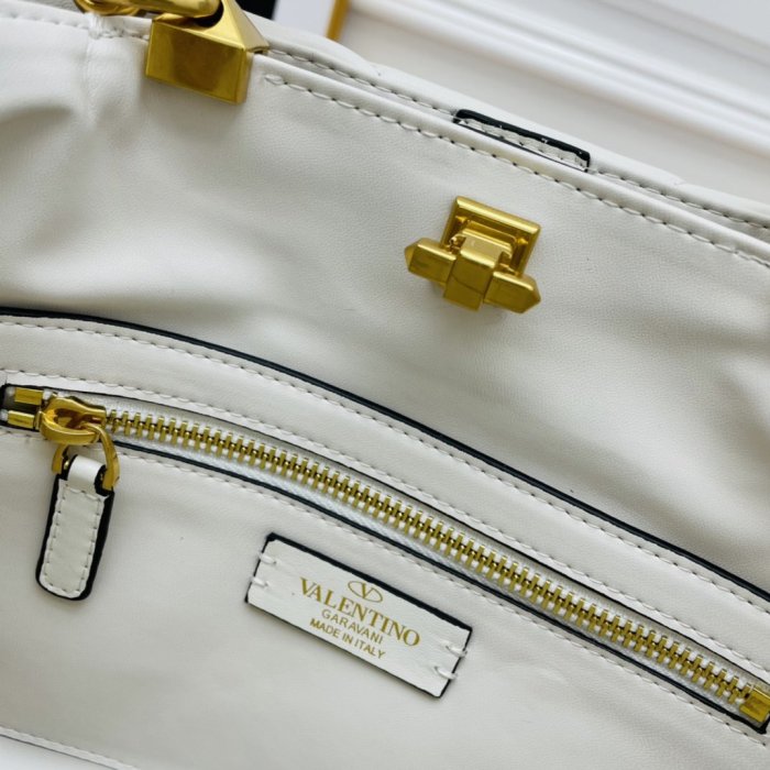 ヴァレンティノバッグコピー 定番人気2022新品 Valentino レディース ハンドバッグ