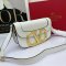 ヴァレンティノバッグコピー 2022新品注目度NO.1 Valentino レディース ショルダーバッグ