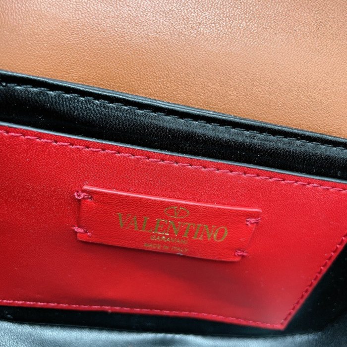 ヴァレンティノバッグコピー 大人気2022新品 Valentino レディース ショルダーバッグ