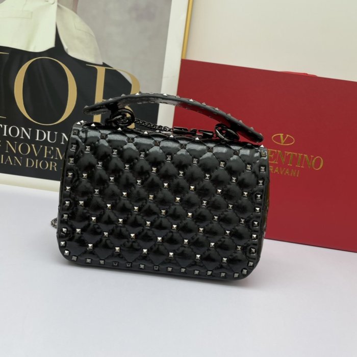 ヴァレンティノバッグコピー 2022新品注目度NO.1 Valentino レディース ショルダーバッグ