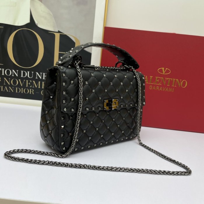ヴァレンティノバッグコピー 大人気2022新品 Valentino レディース ショルダーバッグ
