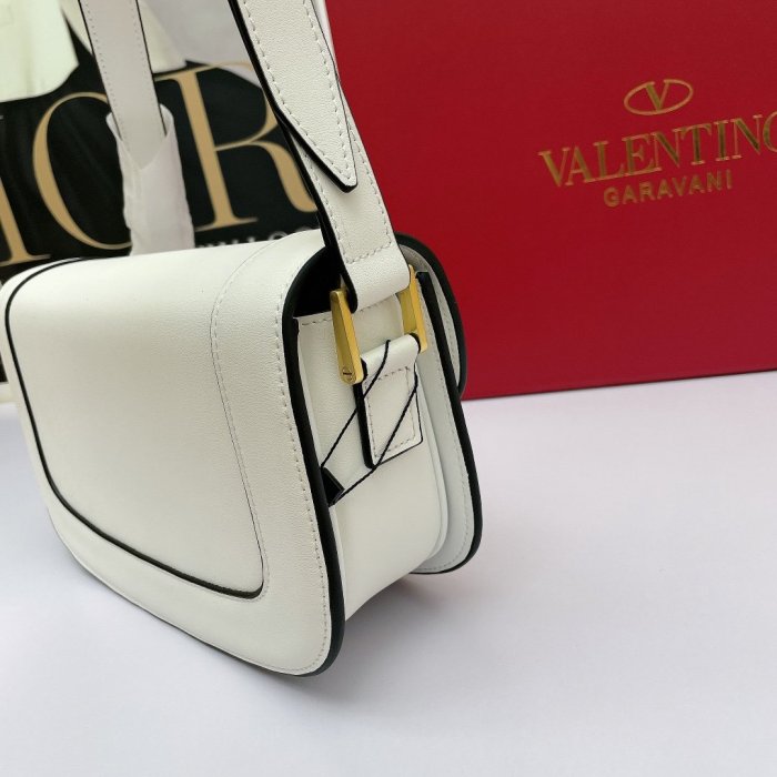 ヴァレンティノバッグコピー 2022新品注目度NO.1 Valentino レディース ショルダーバッグ