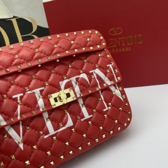 ヴァレンティノバッグコピー 2022新品注目度NO.1 Valentino レディース ショルダーバッグ