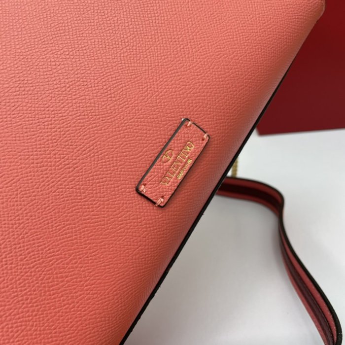 ヴァレンティノバッグコピー 大人気2022新品 Valentino レディース ハンドバッグ