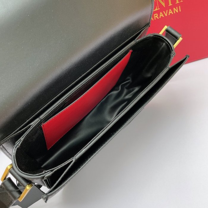 ヴァレンティノバッグコピー 2022新品注目度NO.1 Valentino レディース ショルダーバッグ