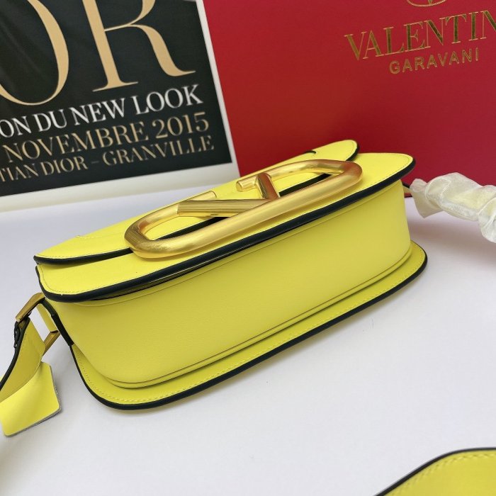 ヴァレンティノバッグコピー 大人気2022新品 Valentino レディース ショルダーバッグ