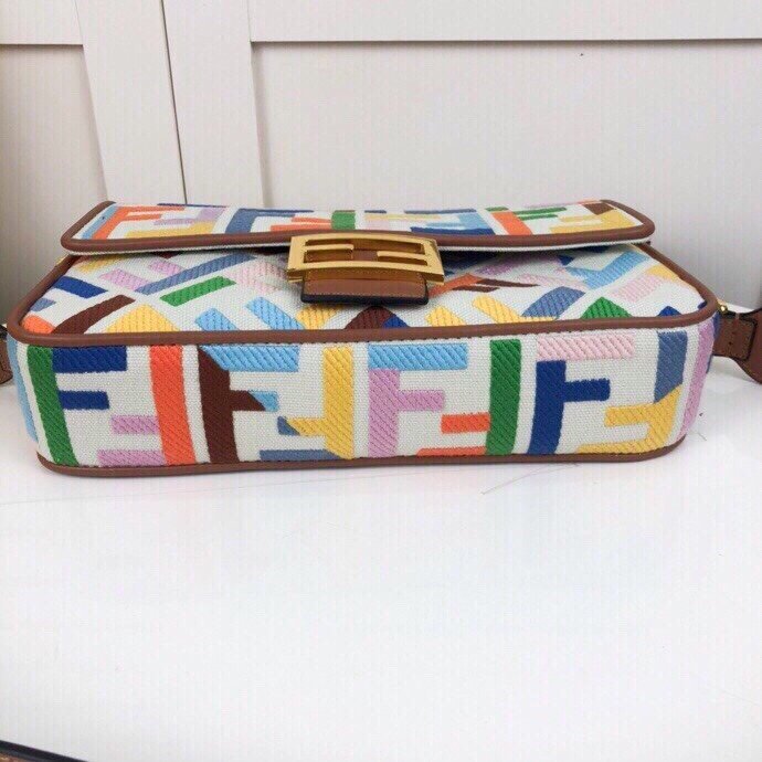 フェンディバッグコピー 定番人気2022新品 FENDI レディース ハンドバッグ