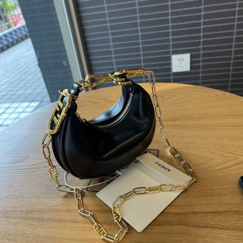 フェンディバッグコピー 2022新品注目度NO.1 FENDI レディース ハンドバッグ