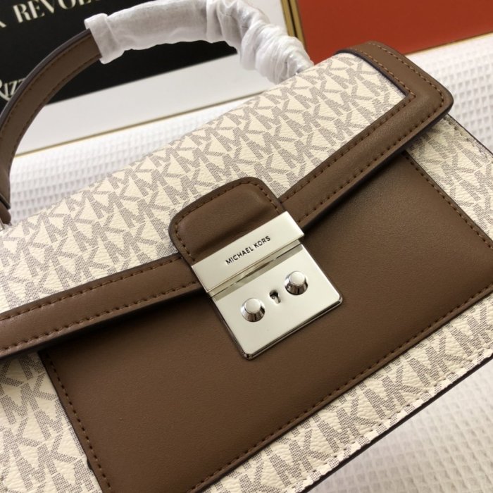 マイケル コースバッグコピー 2022新品注目度NO.1 Michael Kors レディース ハンドバッグ