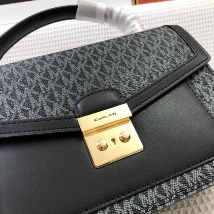 マイケル コースバッグコピー 2022新品注目度NO.1 Michael Kors レディース ハンドバッグ