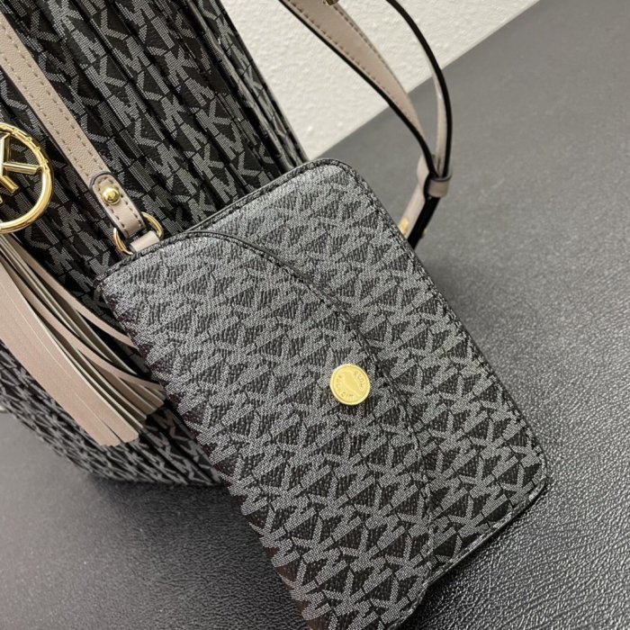 マイケル コースバッグコピー 定番人気2022新品 Michael Kors レディース トートバッグ