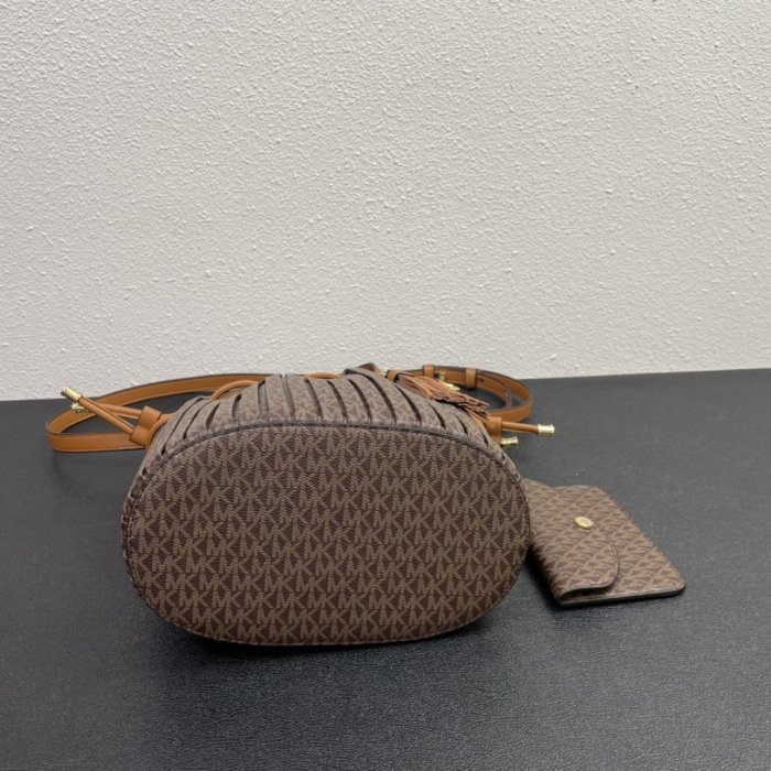 マイケル コースバッグコピー 2022新品注目度NO.1 Michael Kors レディース トートバッグ
