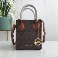 マイケル コースバッグコピー 2022新品注目度NO.1 Michael Kors レディース トートバッグ