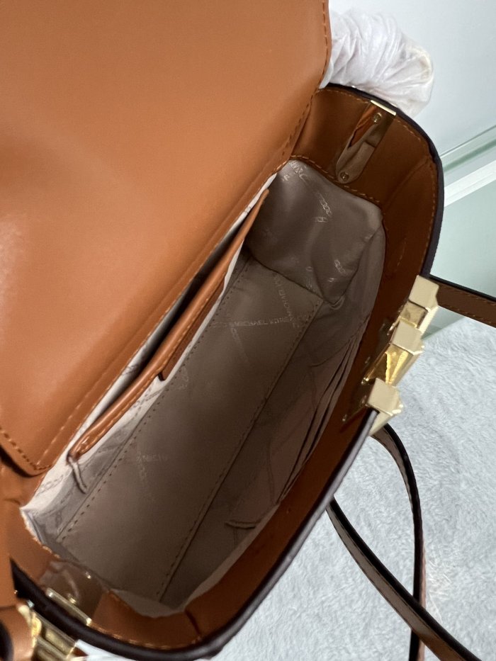 マイケル コースバッグコピー 2022新品注目度NO.1 Michael Kors レディース ハンドバッグ