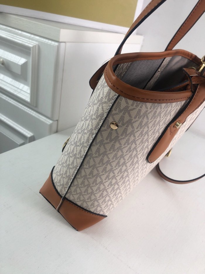 マイケル コースバッグコピー 定番人気2022新品 Michael Kors レディース トートバッグ