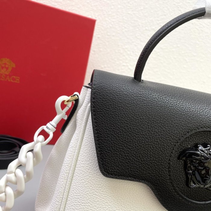 ヴェルサーチェバッグコピー 2022新品注目度NO.1  VERSACE レディース ハンドバッグ