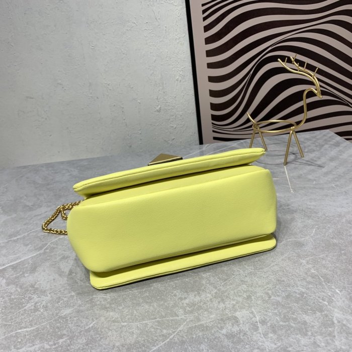 ヴァレンティノバッグコピー 定番人気2022新品 Valentino レディース ショルダーバッグ