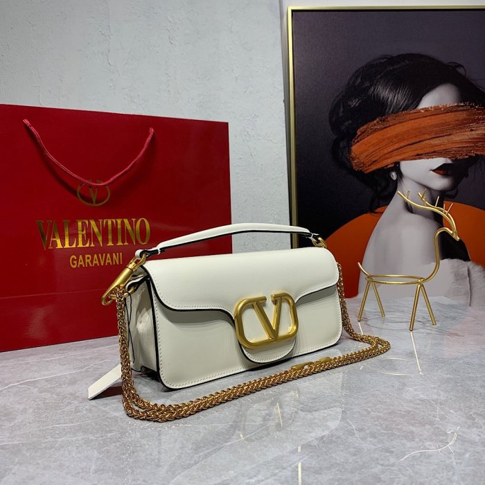 ヴァレンティノバッグコピー 大人気2022新品 Valentino レディース ショルダーバッグ