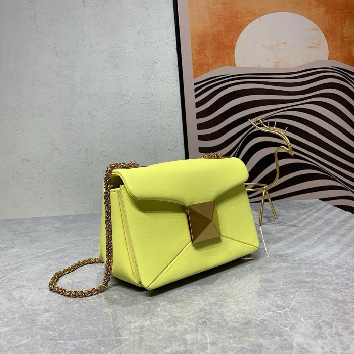 ヴァレンティノバッグコピー 大人気2022新品 Valentino レディース ショルダーバッグ