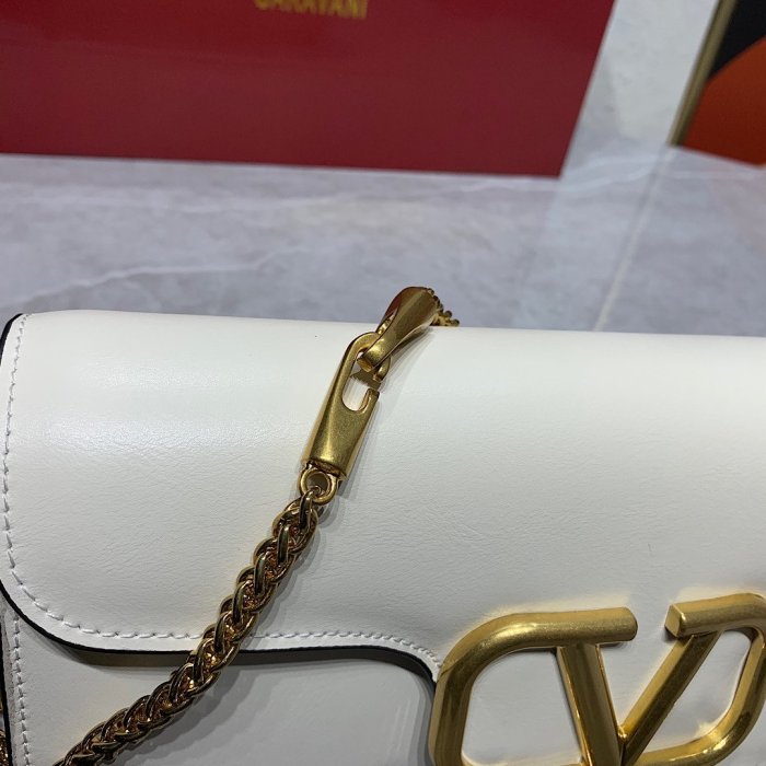 ヴァレンティノバッグコピー 大人気2022新品 Valentino レディース ショルダーバッグ