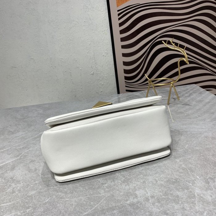 ヴァレンティノバッグコピー 2022新品注目度NO.1 Valentino レディース ショルダーバッグ