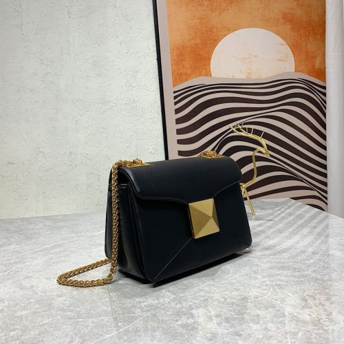 ヴァレンティノバッグコピー 2022新品注目度NO.1 Valentino レディース ショルダーバッグ